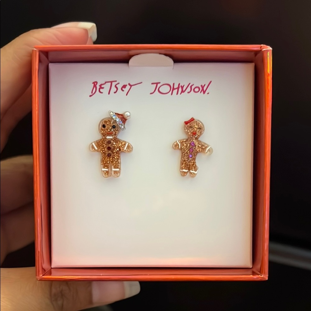 Betsey Johnson Gingerbread Earrings✨